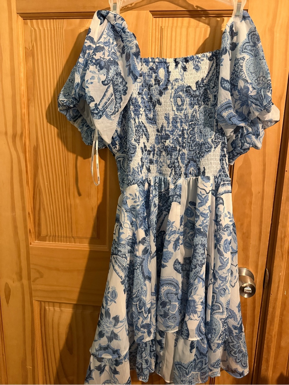 Guess dress women’s size M - Picture 2 of 5